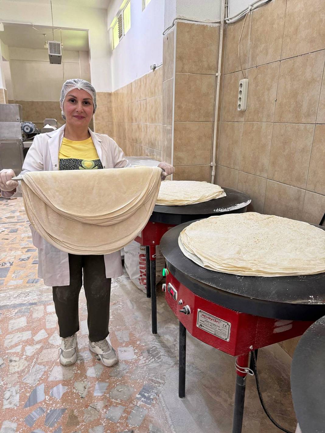 Kentteki ilk dükkanı o açtı, şimdi patron oldu, 9 kişi çalıştırıyor! Azimle başarıya koşan kadın başarı hikayesi 1